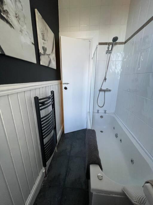 Traditional Apt Close To City Centre & Hampden Glasgow Dış mekan fotoğraf