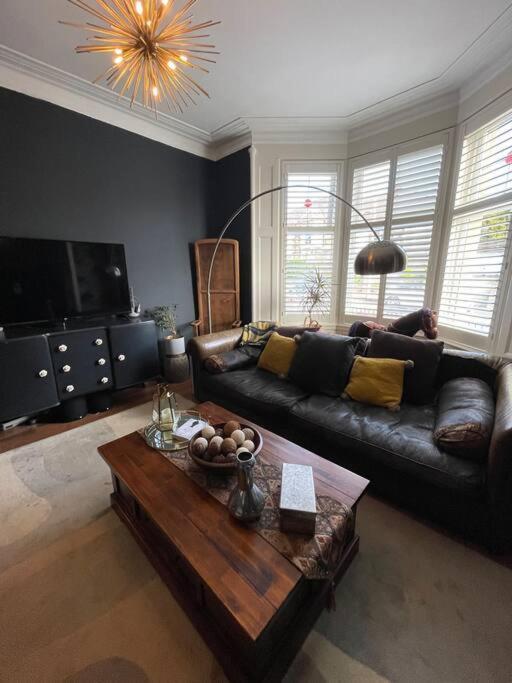 Traditional Apt Close To City Centre & Hampden Glasgow Dış mekan fotoğraf